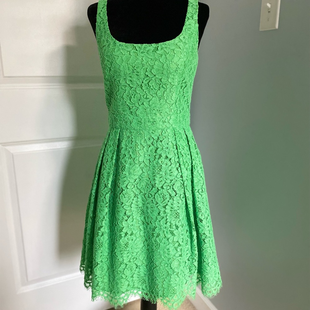 NWOT Shoshanna lace cocktail dress
